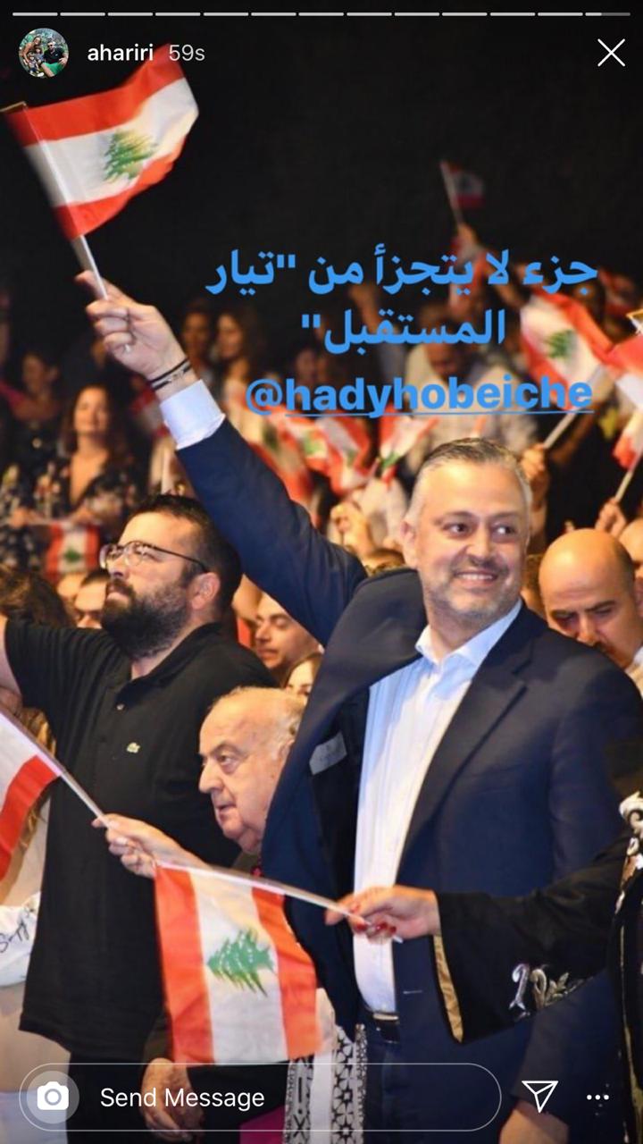 ٣